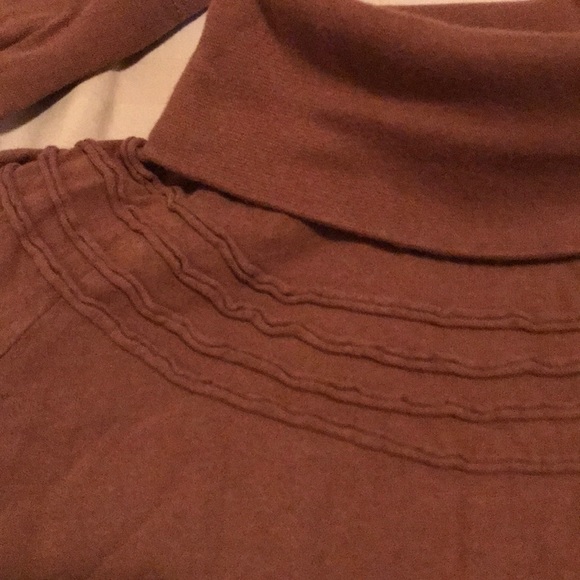 Zara turtle neck - Picture 2 of 2